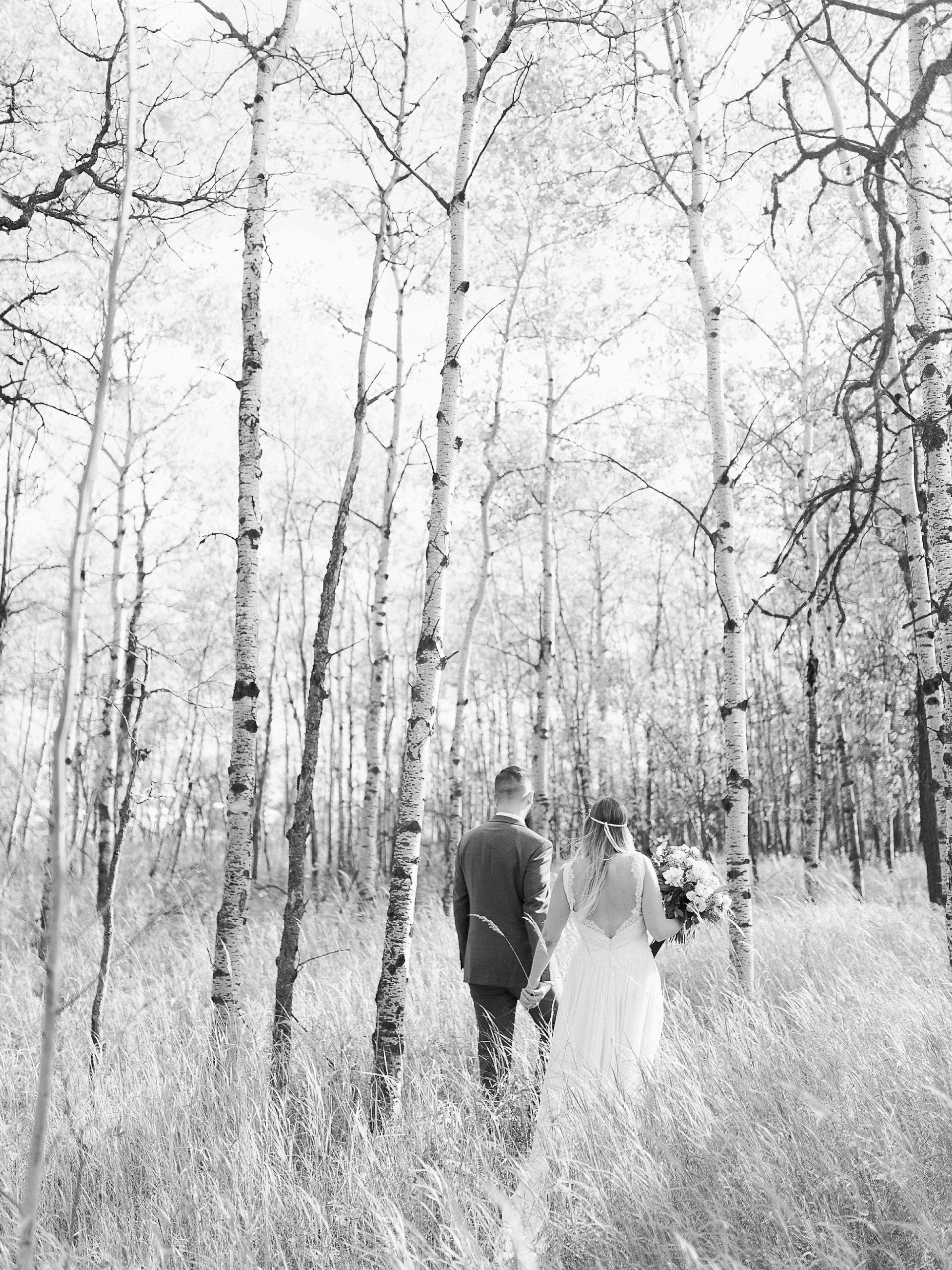 Wedding photos in the forest, Canadian Wedding Photographer, Whimsical wedding photos, Fall wedding photo ideas, Black & White wedding photos, Winnipeg Wedding Photographer
