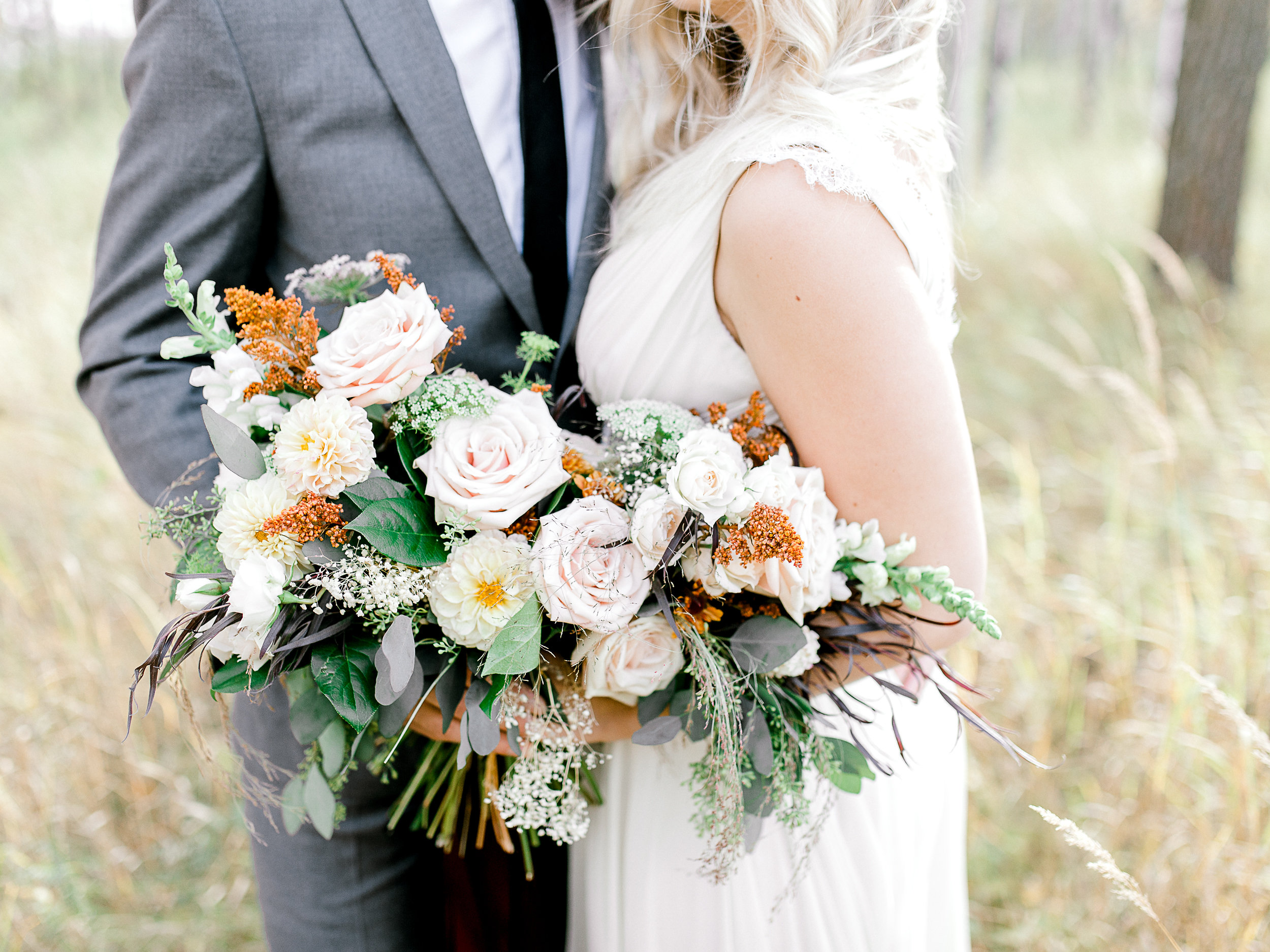 Fall Wedding Ideas, Fall Wedding Inspiration, Simple Autumn Wedding, Winnipeg Wedding Photographer, Manitoba Wedding Photographer, Keila Marie Photography