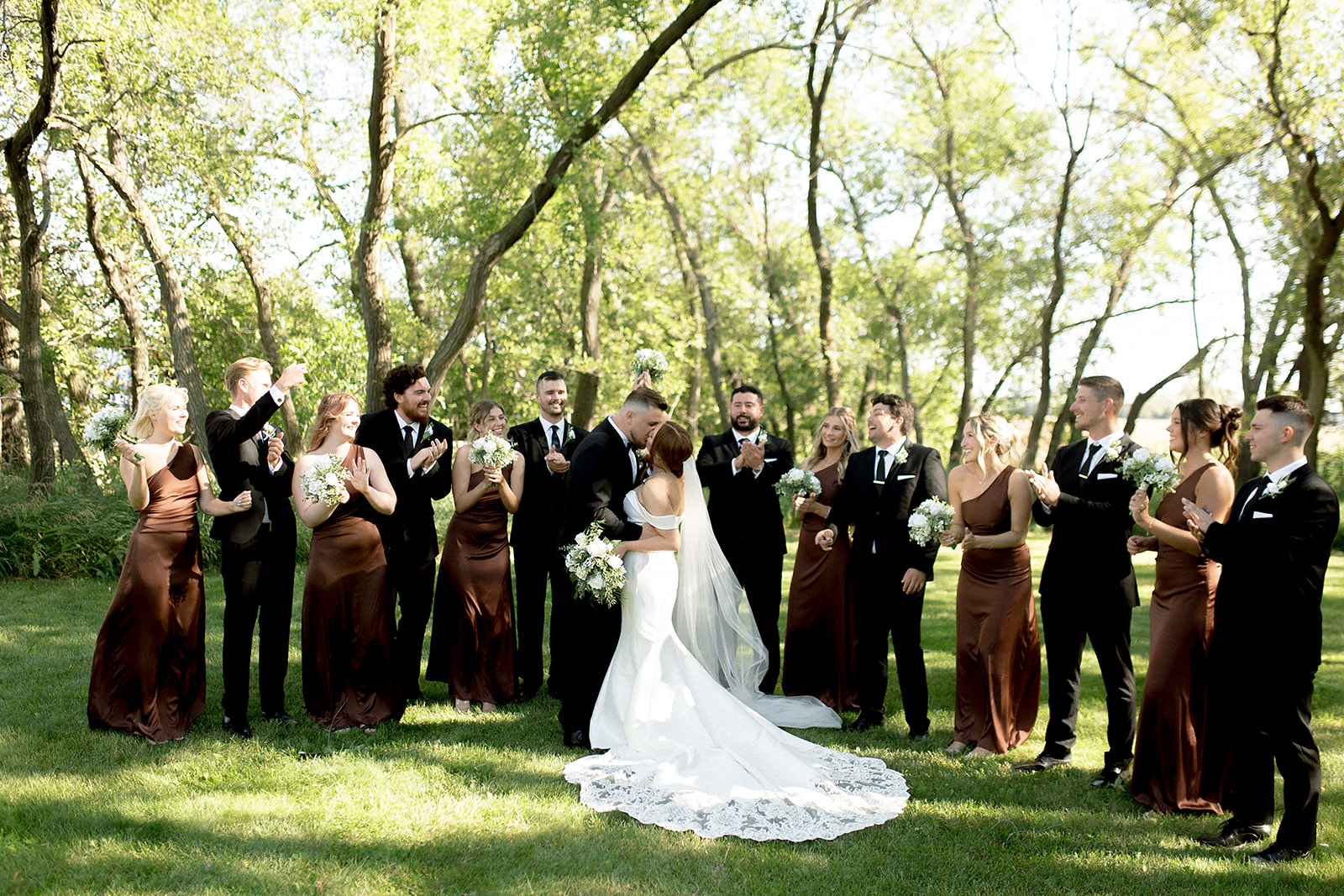 evergreen-village-winnipeg-wedding-photographer-manitoba-wedding-venue
