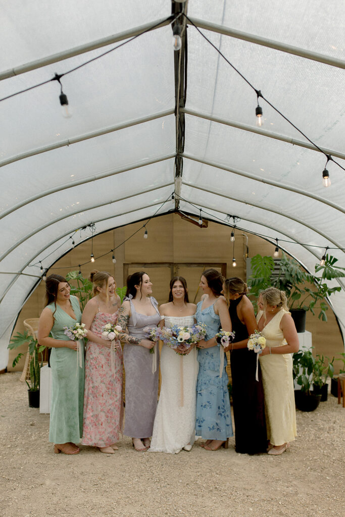 bridesmaid photos at lilystone gardens,  manitoba wedding venue, winnipeg wedding photographer